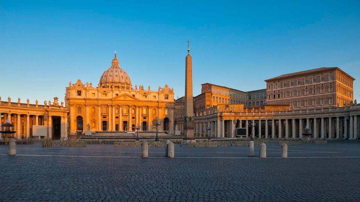 Vatican Domus Clavdia 2-bdr Apartment Rome